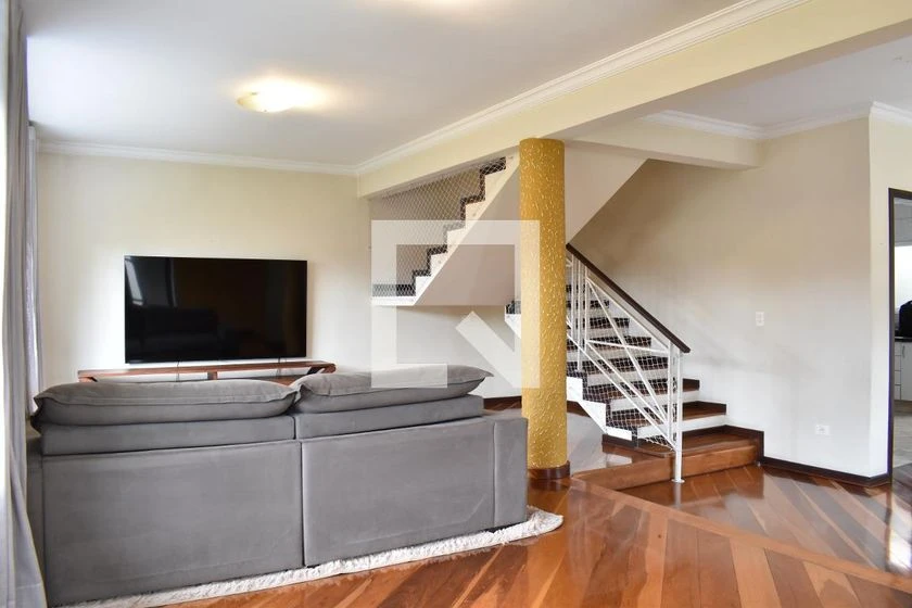 Rental house with 4 bedrooms and 3 parking spaces — photo 3
