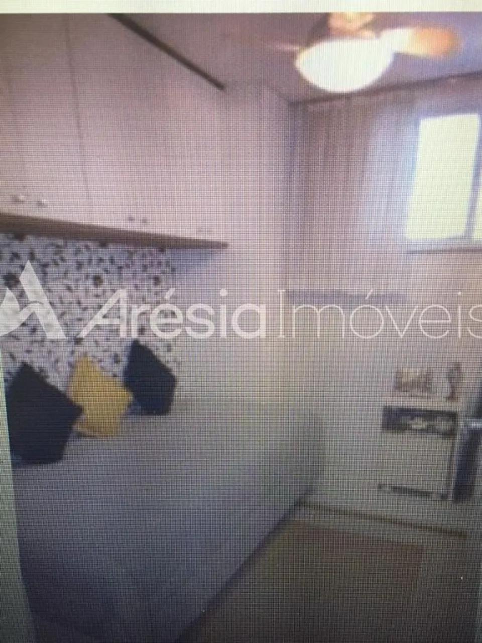 Furnished 3-bedroom apartment with glassed-in balcony — photo 14
