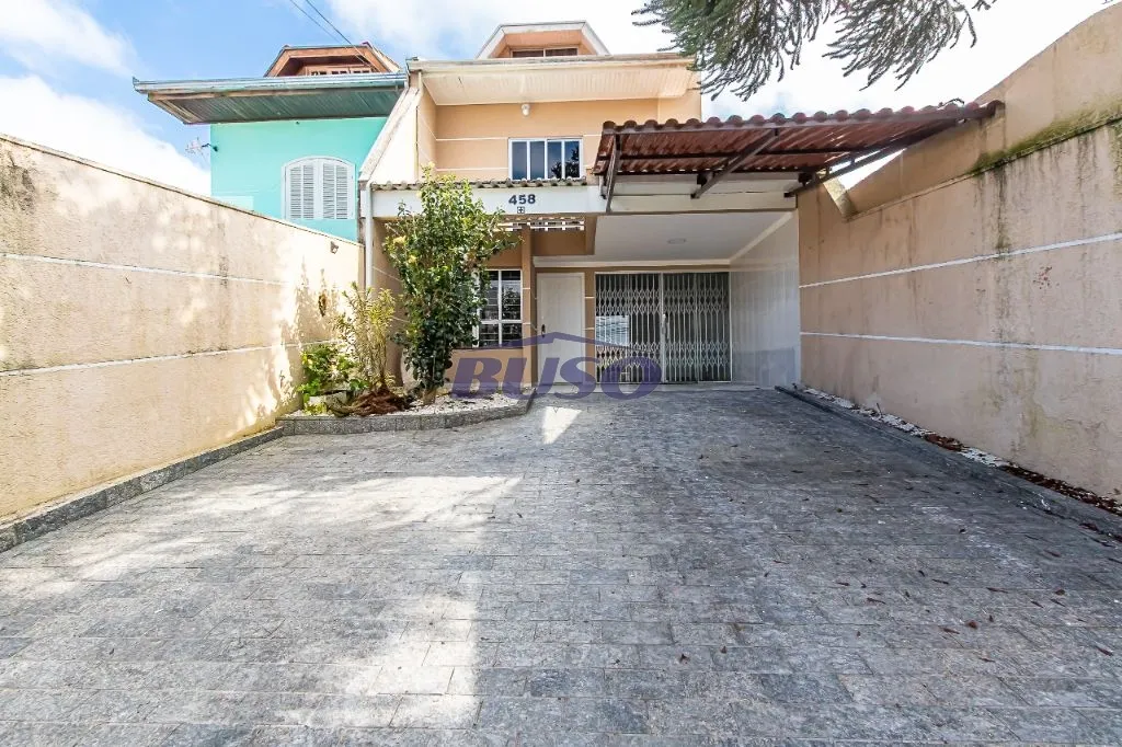 3-bedroom house with a grill on the balcony — photo 33