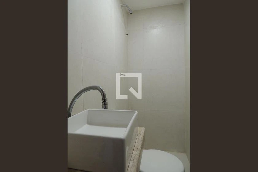 Furnished 3-bedroom apartment with 3 bathrooms and balcony — photo 79