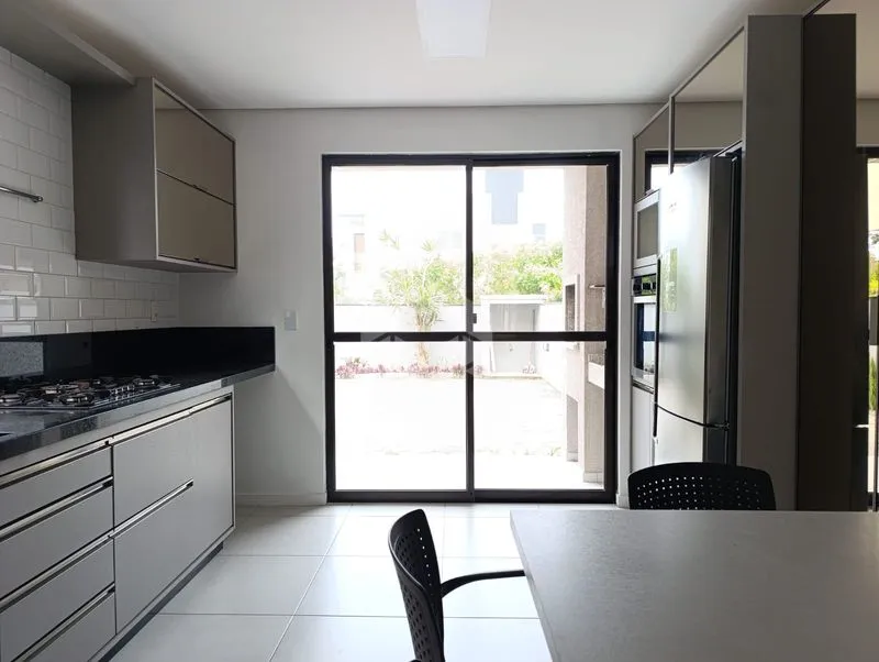 Garden in a 3-bedroom house, 130 m² — photo 6