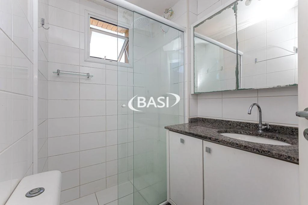 70 m² apartment with a home office and a washing machine — photo 30