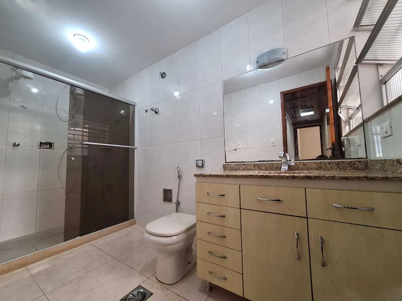 2-bedroom apartment with 2 bathrooms and 1 parking spot — photo 5