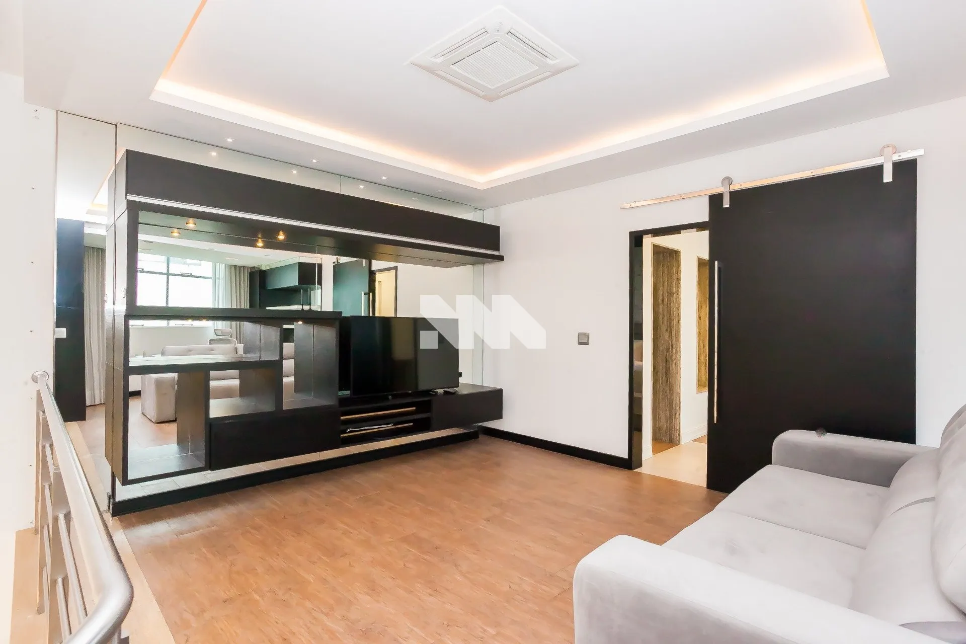 Furnished 154 m² apartment on the 9th floor — photo 6