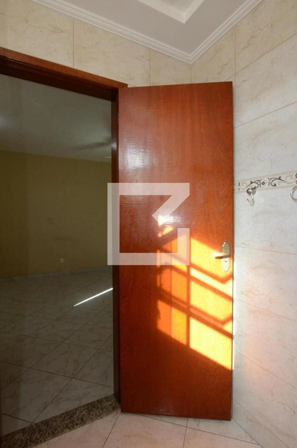 Casa sem mobília com 5 quartos e 5 banheiros — photo 21