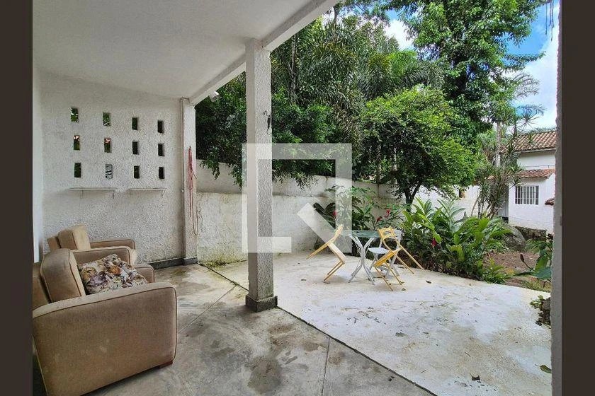 Casa de 3 quartos com 2 vagas e pets permitidos — photo 46