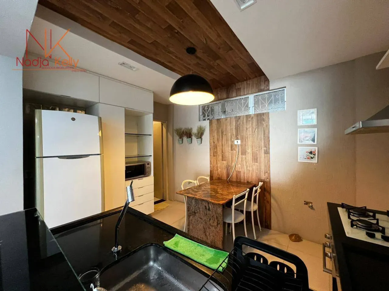 2-bedroom apartment with a home office — photo 18