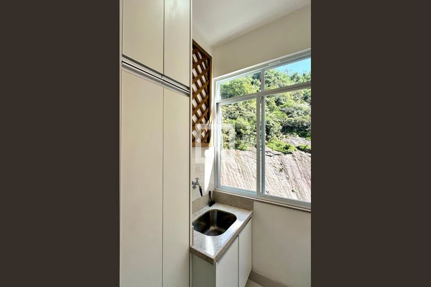 Apartamento de 1 quarto com cozinha separada — photo 23