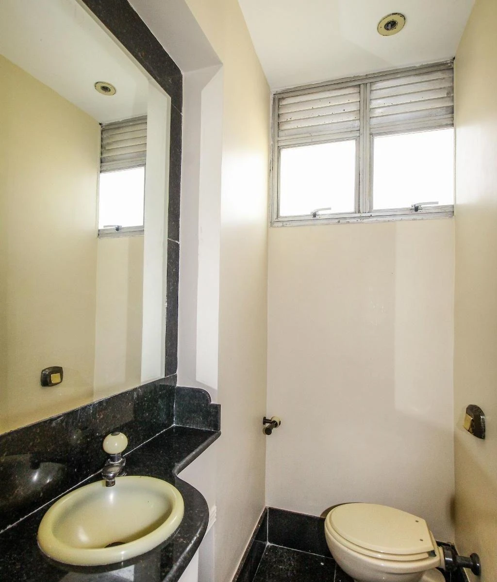 Apartment with 4 bedrooms, 4 baths and 300 m² — photo 38