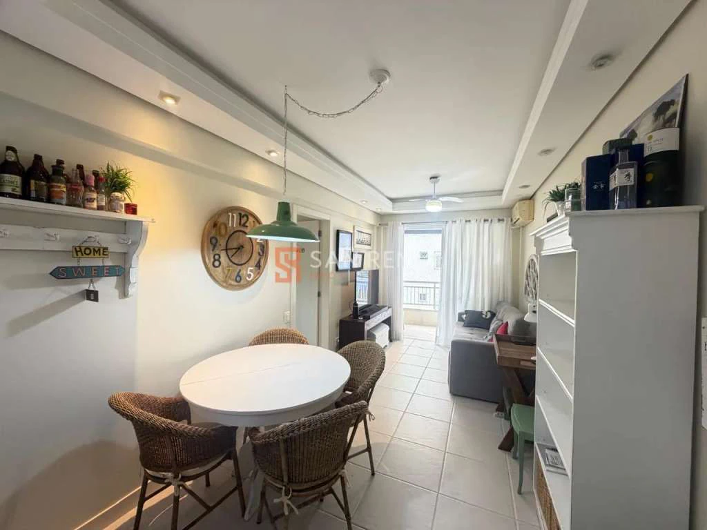 3-bedroom apartment with 1 en-suite and open-plan kitchen — photo 2