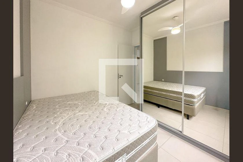 2-bedroom apartment, 1 with its own bathroom, 60 m² — photo 23