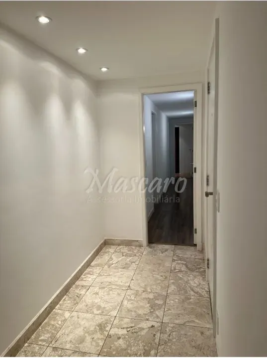 Apartamento sem mobília com 4 quartos e ar-condicionado — photo 24