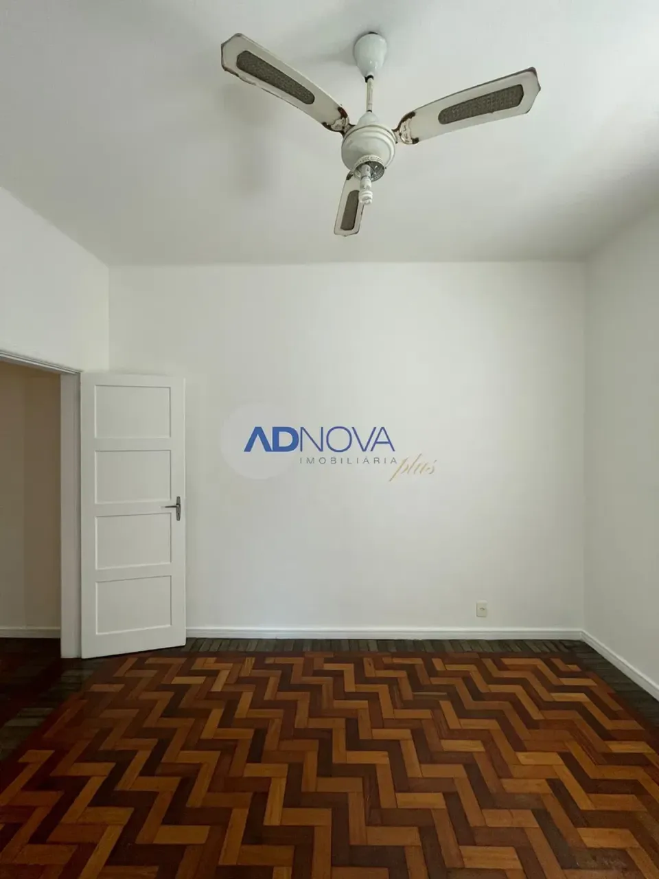 Apartamento de 50 m² com cozinha fechada e varanda — photo 14