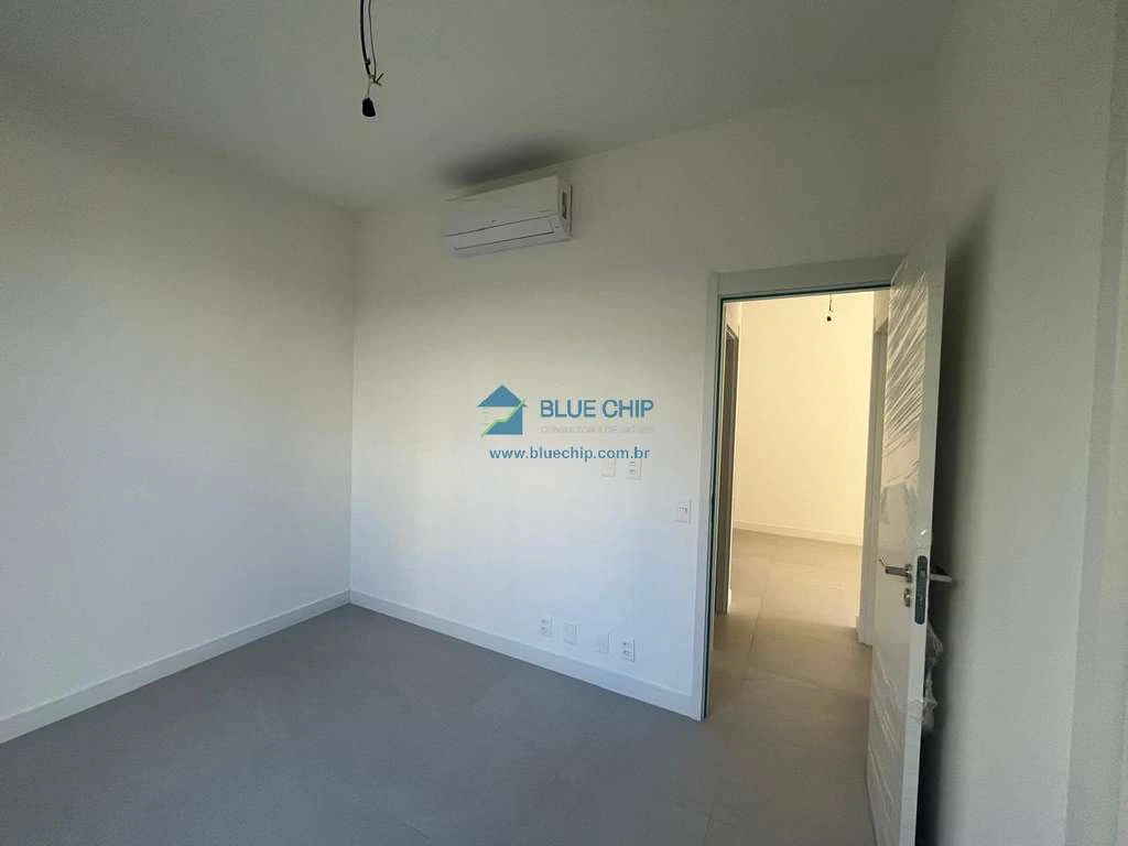 Apartamento sem mobília de 95 m² com varanda — photo 24