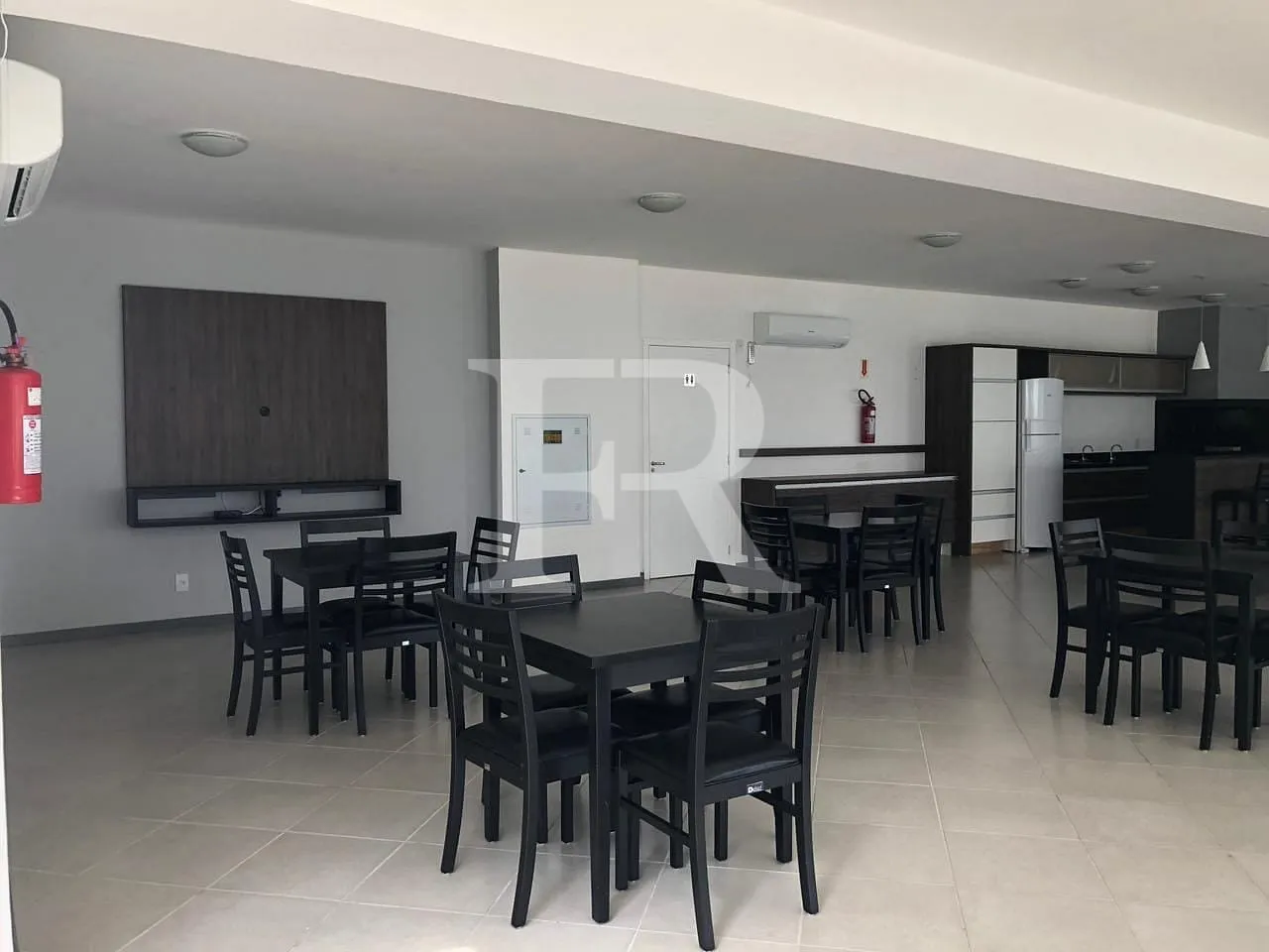 2-bedroom apartment with balcony and charcoal grill — photo 97
