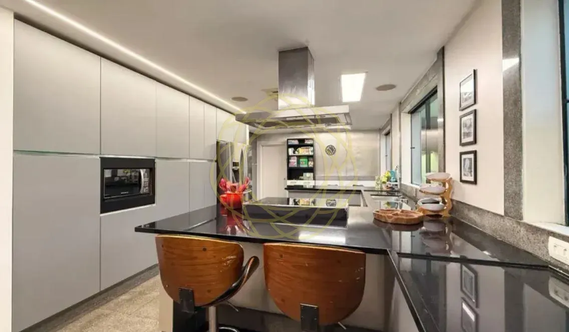 Casa para locação com 4 quartos e 5 banheiros — photo 23