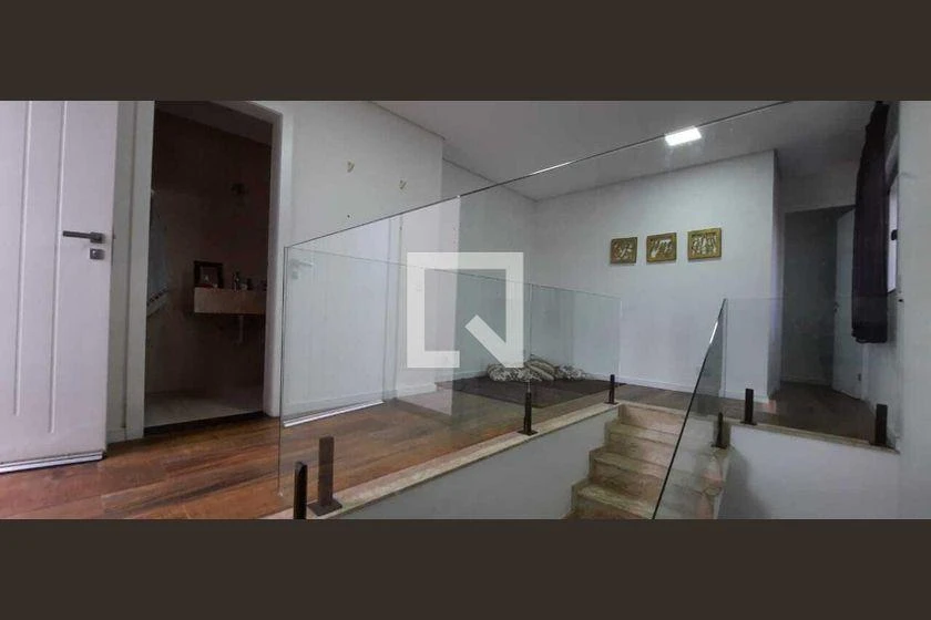 Casa para aluguel com 4 quartos e 300 m² — photo 12