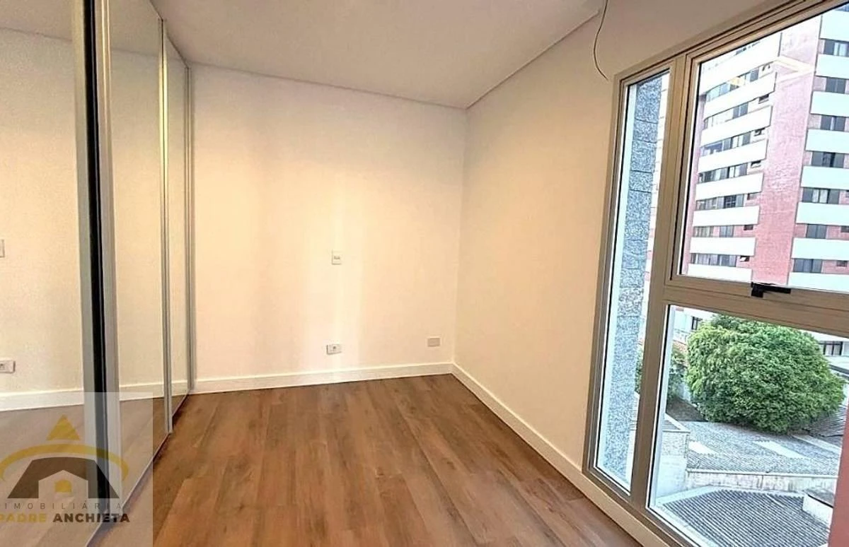 2-bedroom apartment with a washing machine in Curitiba — photo 7
