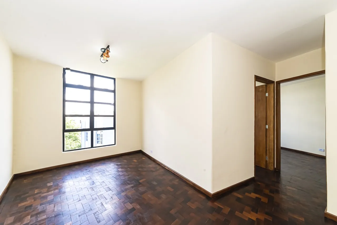 65 m² apartment with 2 bedrooms and separate kitchen — photo 11