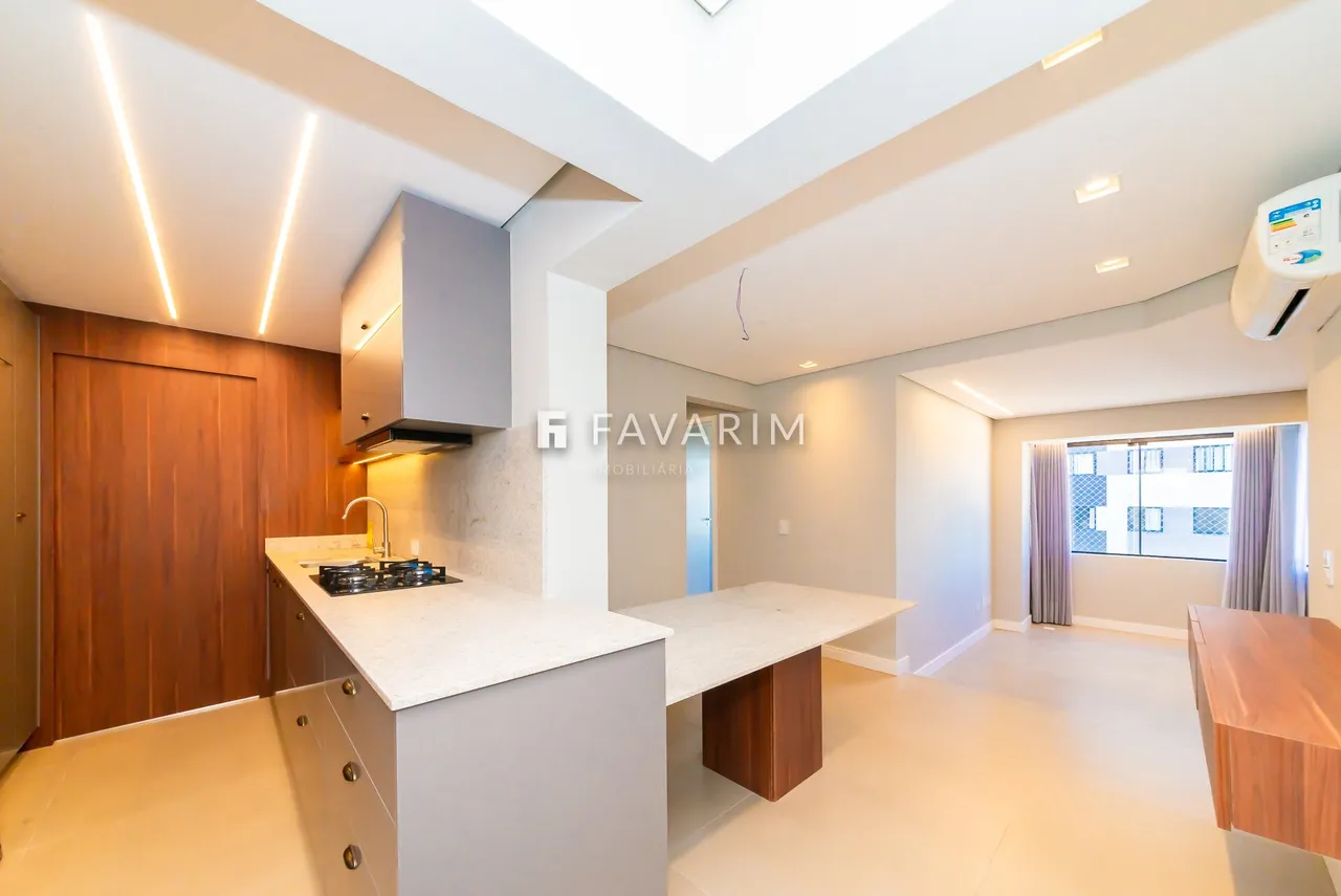 2-bedroom apartment with balcony and laundry area — photo 16