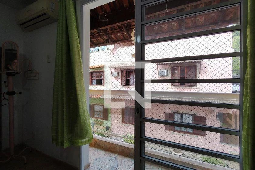Condominium house with 4 bedrooms and 2 en-suites — photo 38