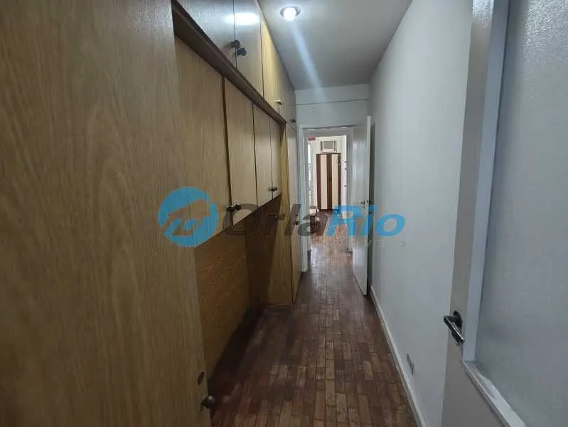 Apartment on the 7th floor with a washing machine — photo 8