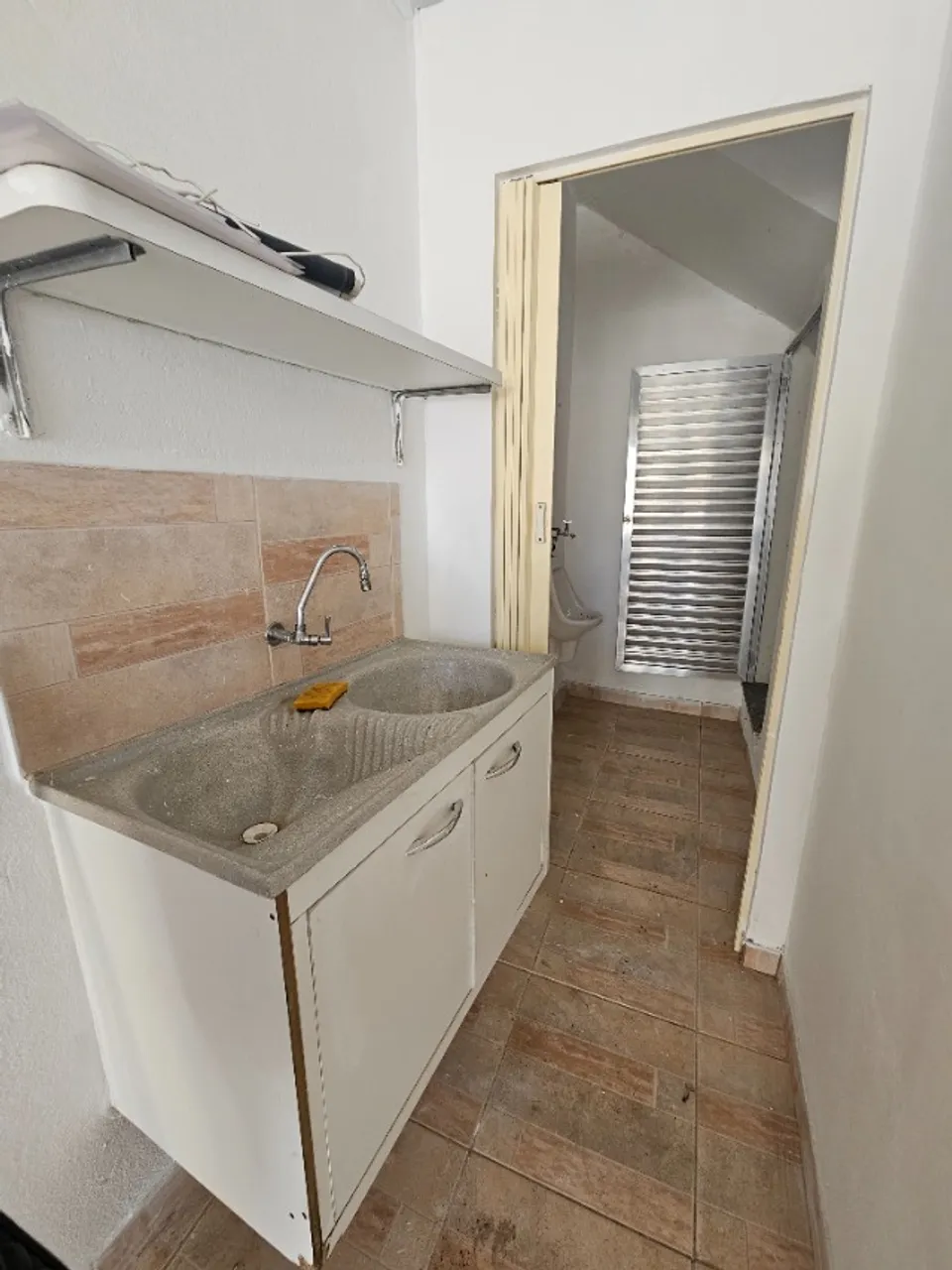 Townhouse with 3 bedrooms and a separate kitchen — photo 4