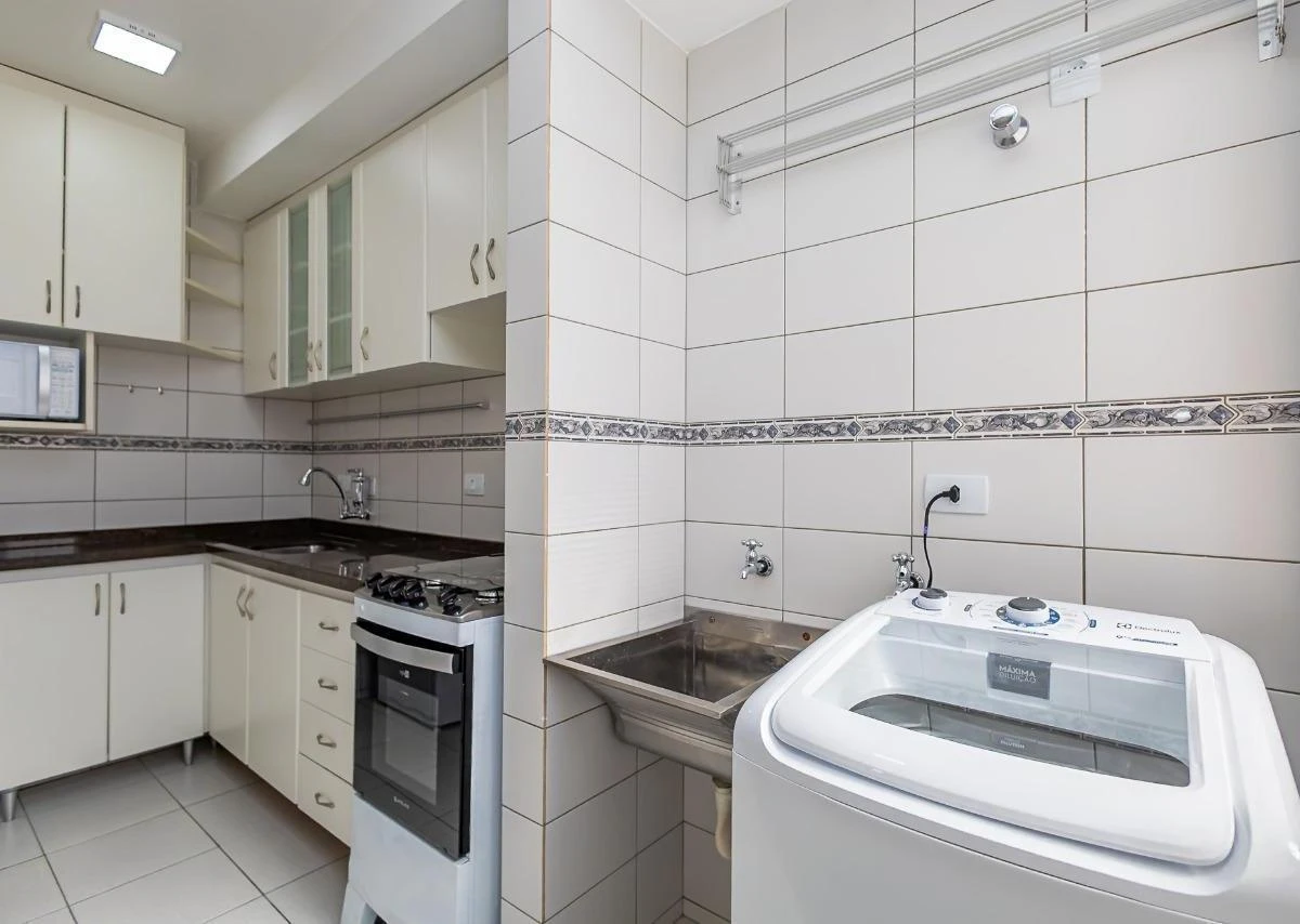 Furnished apartment, 33 m², with a washing machine — photo 18