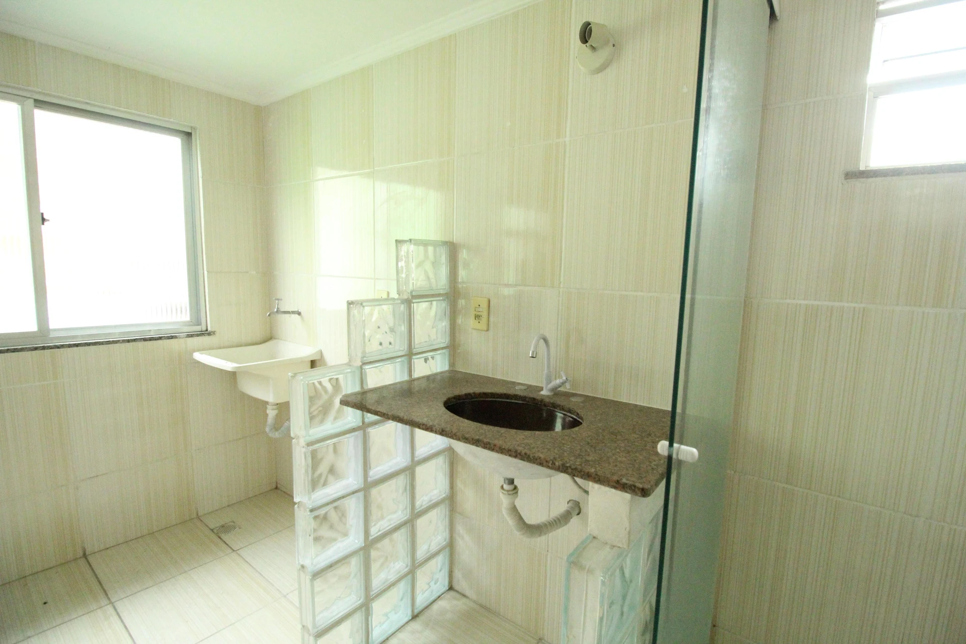 House, 46 m², with a washing machine — photo 4