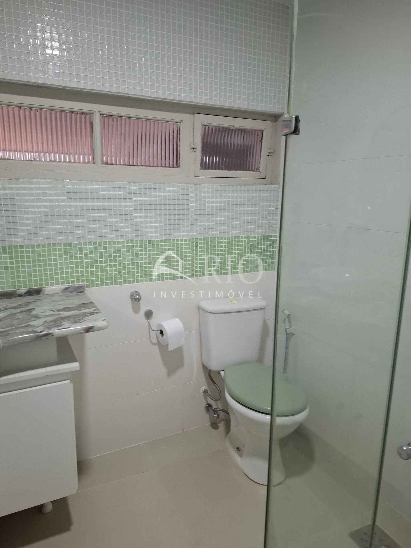 Furnished house with 4 bedrooms and 945 m², 4 parking — photo 14