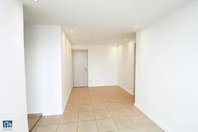 2-bedroom apartment with balcony and 71 m² — photo 16