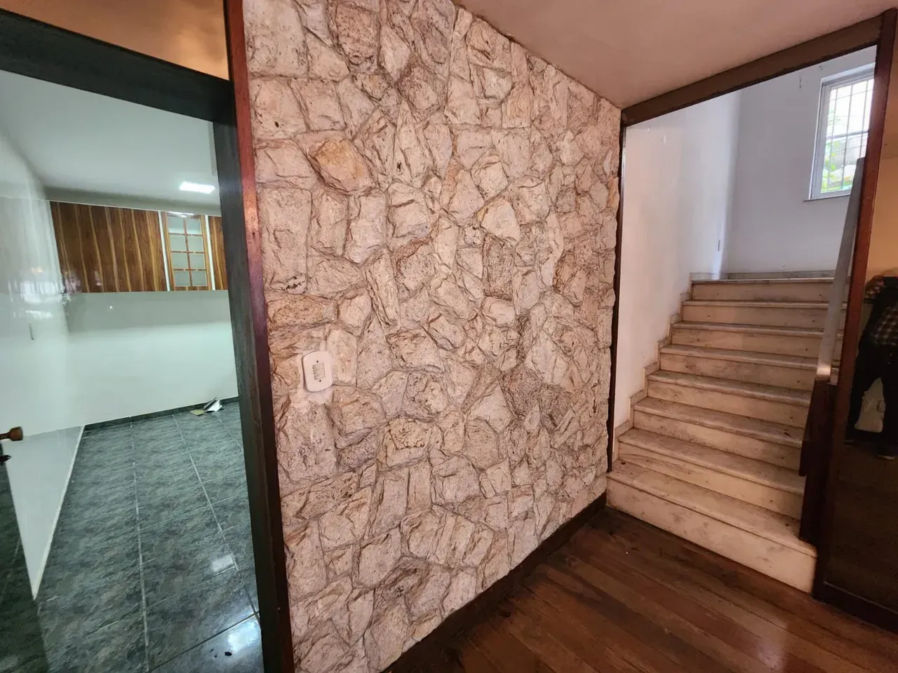 5-bedroom house with a bathtub in Rio de Janeiro — photo 10
