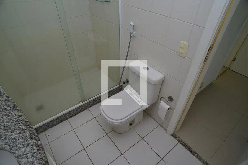 3-bedroom apartment in a building with a gym — photo 29