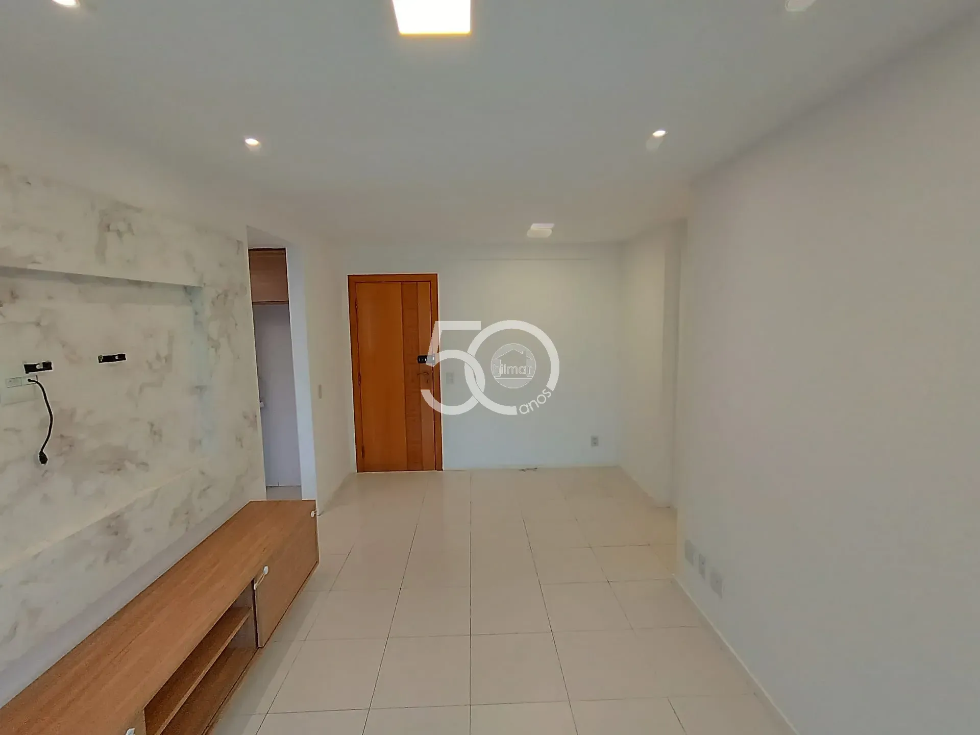 69 m² apartment with 2 bedrooms, balcony and 1 en-suite — photo 7
