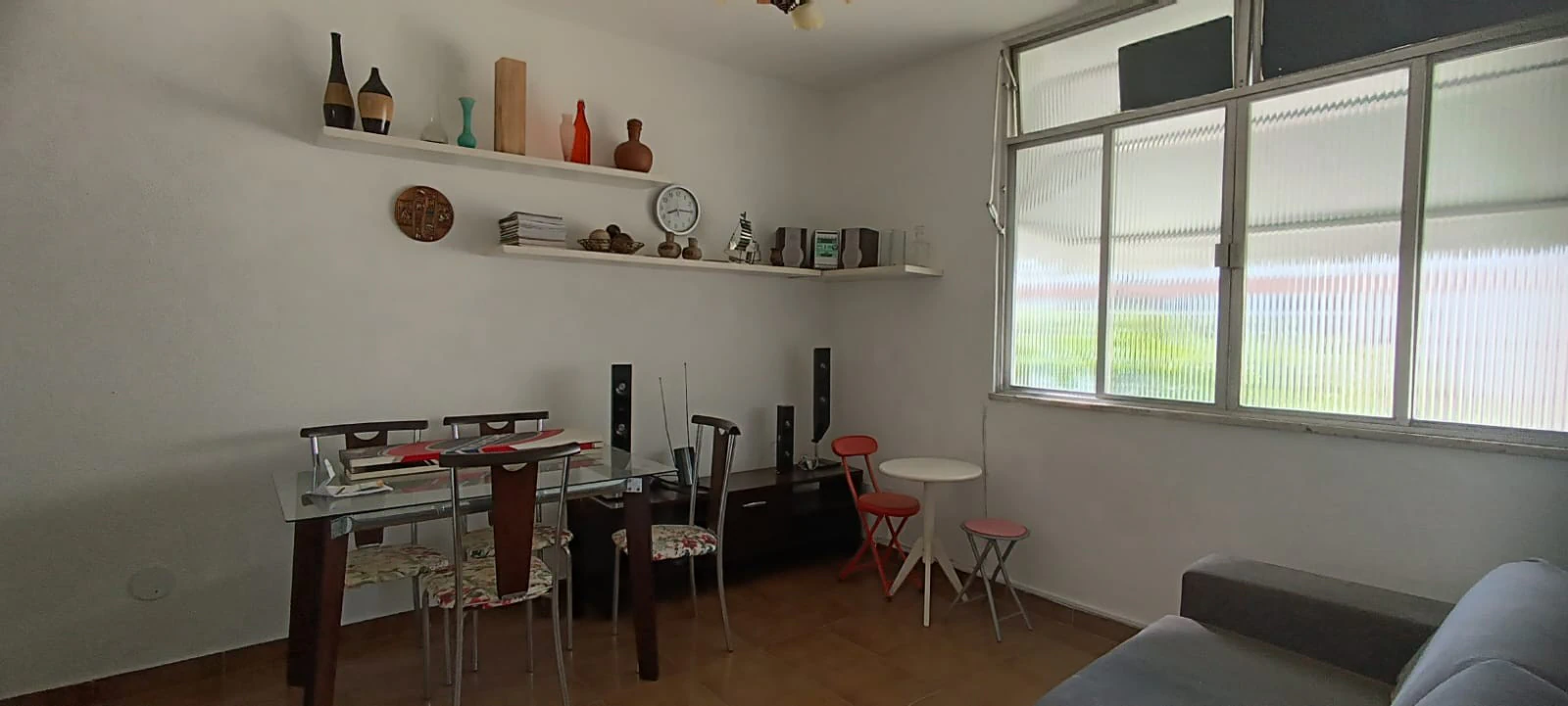 Furnished 49 m² apartment with 2 bedrooms and separate kitchen — photo 3