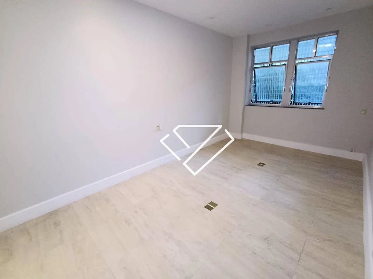 3-bedroom apartment with a closed-in gas kitchen — photo 4