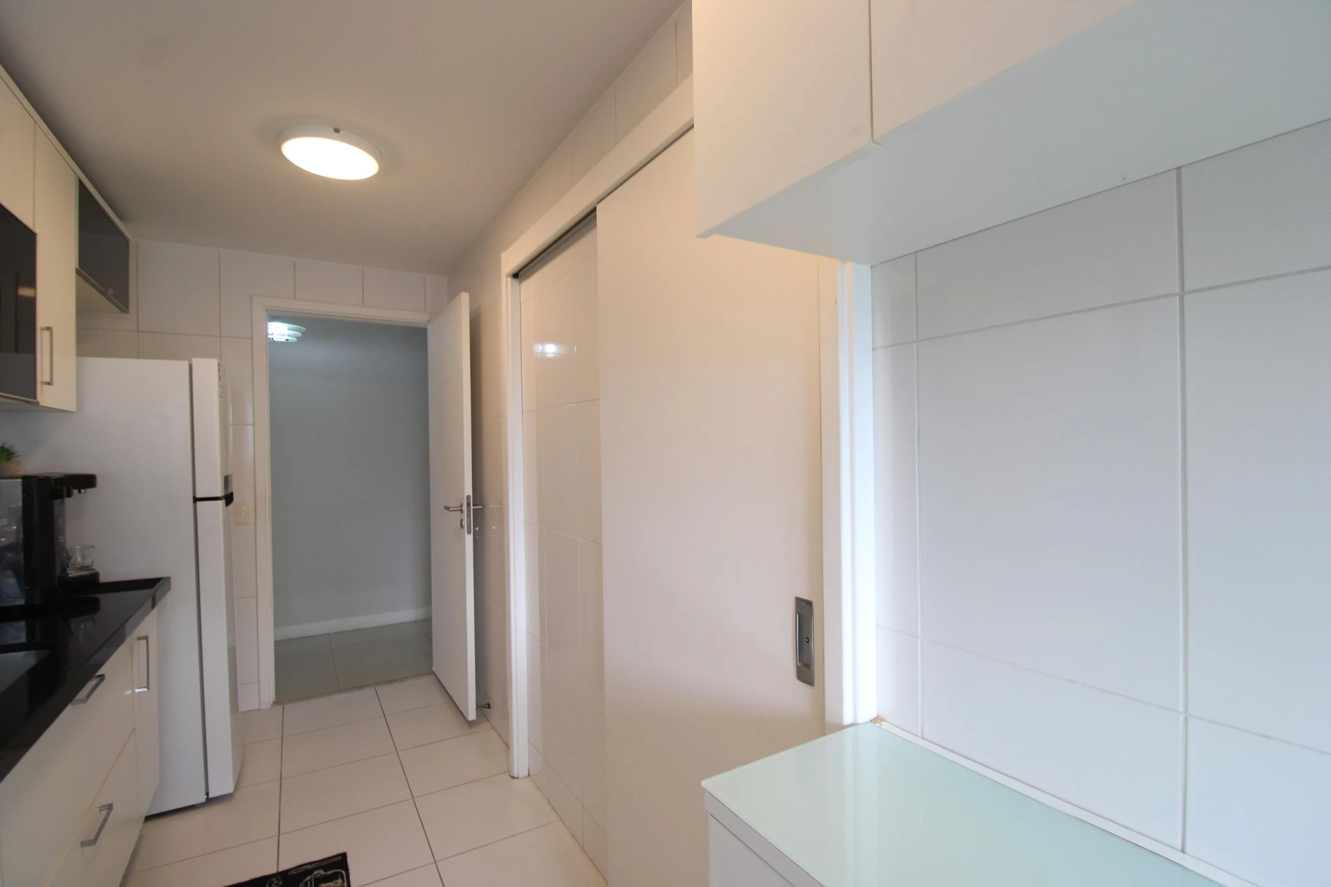 3-bedroom apartment in a building with a sauna — photo 46