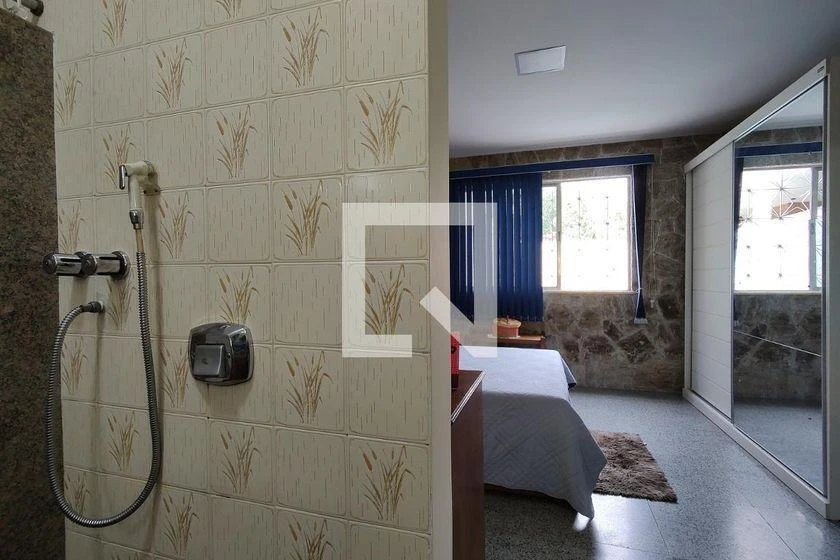 Unfurnished house with 5 bedrooms and 323 m² plus BBQ area — photo 44