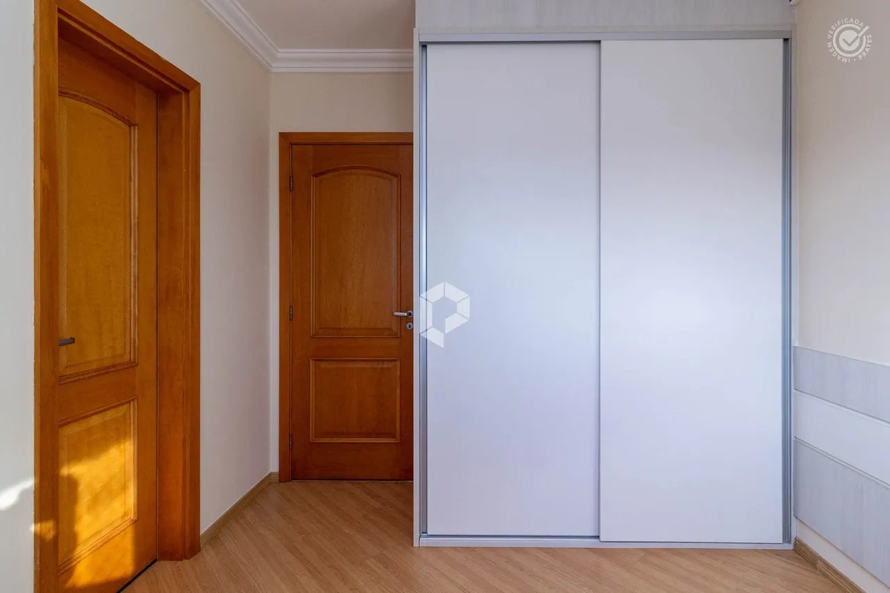 Unfurnished 414 m² apartment with 3 en-suite bedrooms — photo 15