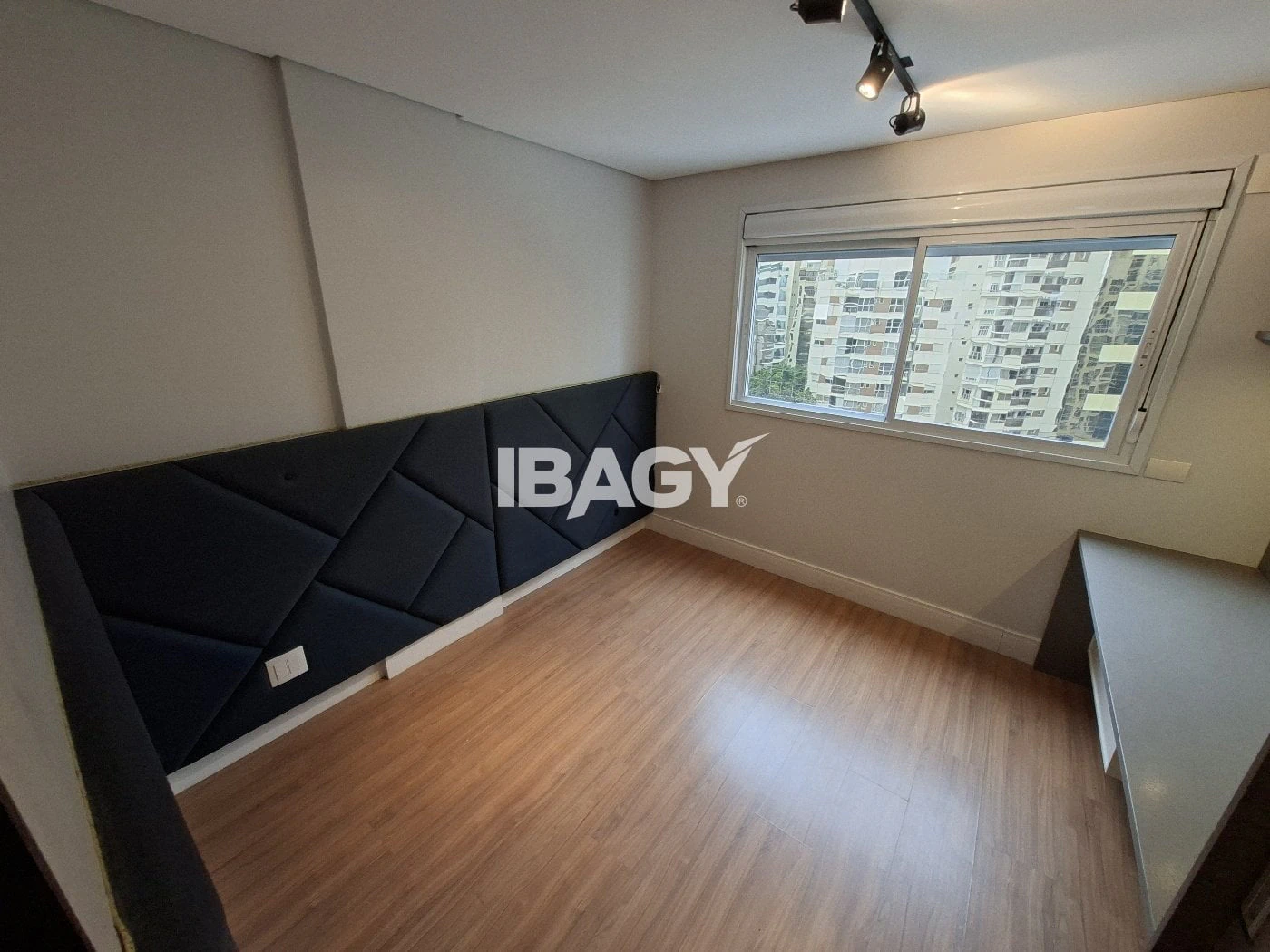 Furnished apartment, 324 m², with a private pool — photo 13
