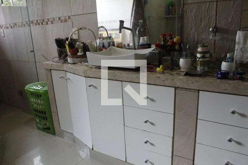 Condominium house with 4 bedrooms and 200 m² — photo 22