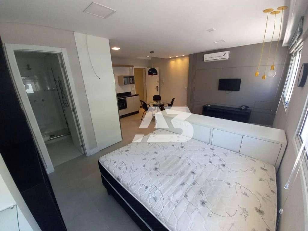 Furnished studio with an open-plan kitchen, 34 m² — photo 3