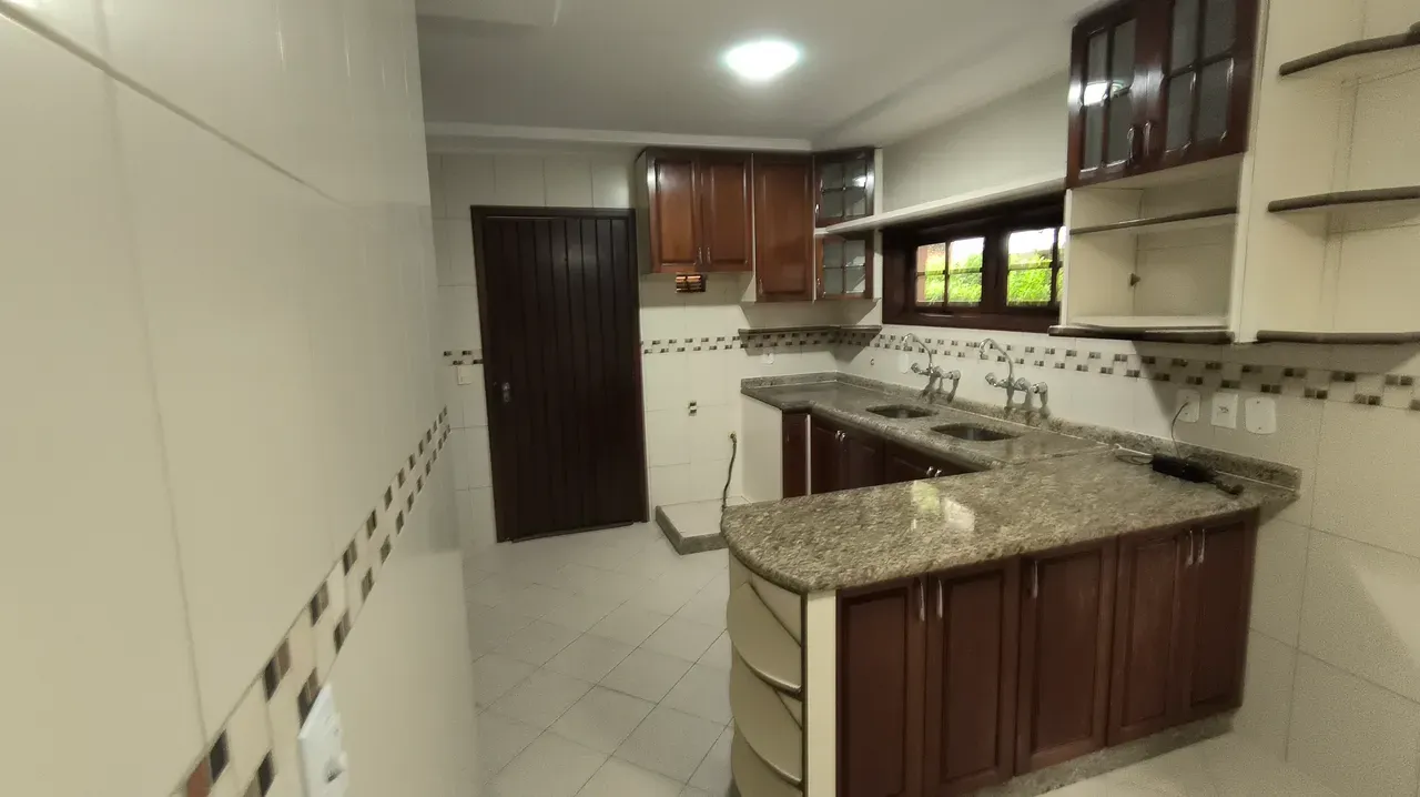 115 m² house with a grill on the balcony and a bathtub — photo 41