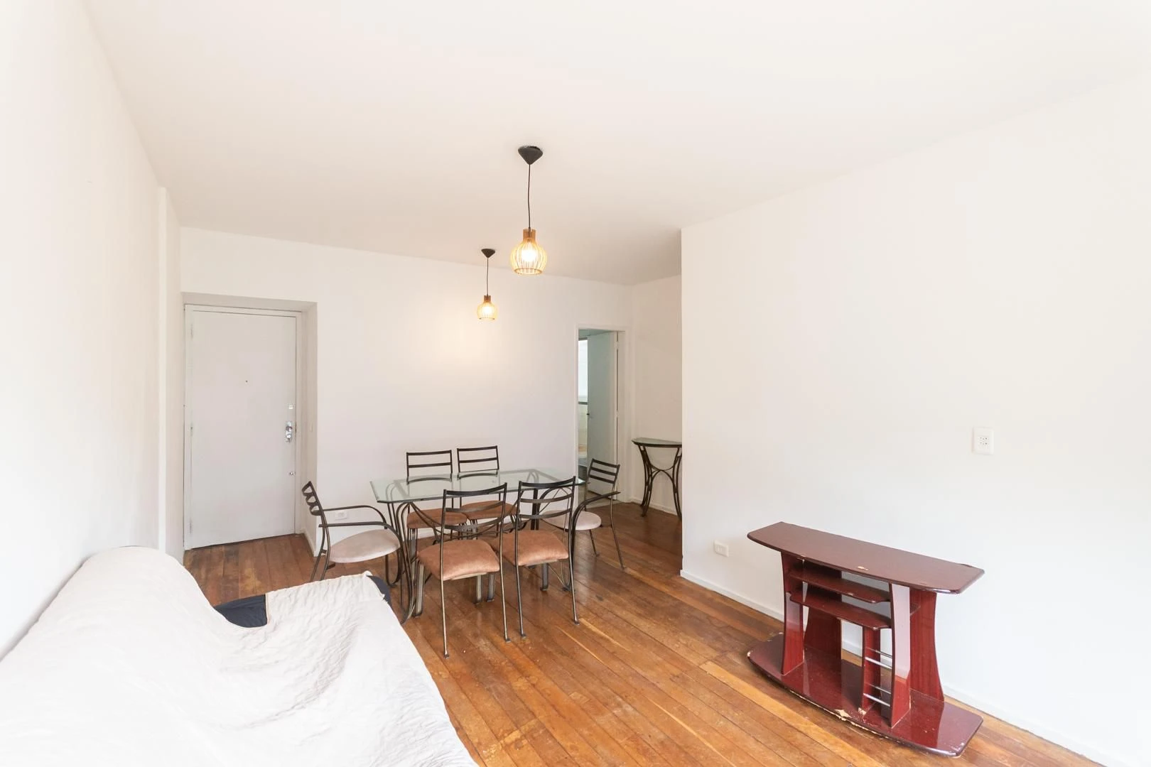 3-bedroom apartment with a home office — photo 36