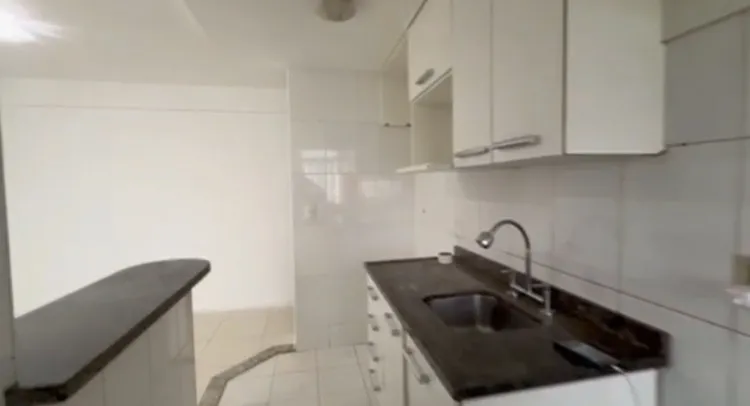 3-bedroom apartment with balcony and 2 bathrooms — photo 9