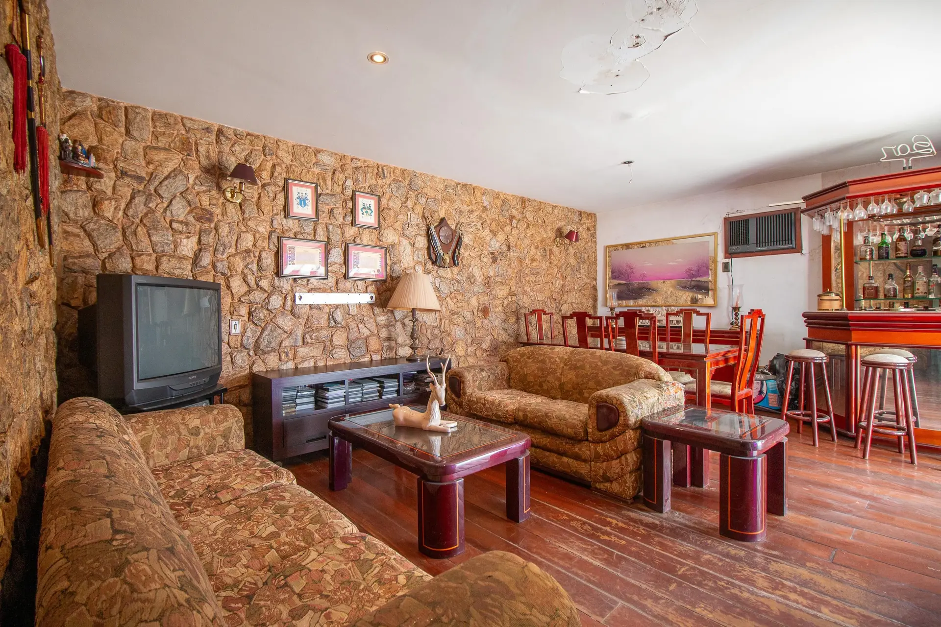 4-bedroom apartment in a building with a sauna — photo 6