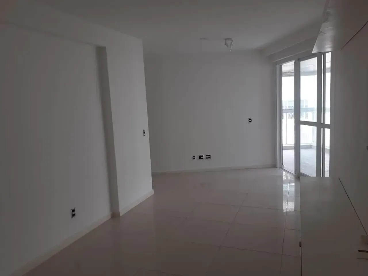 Apartamento mobiliado no 5º andar com varanda fechada — photo 25