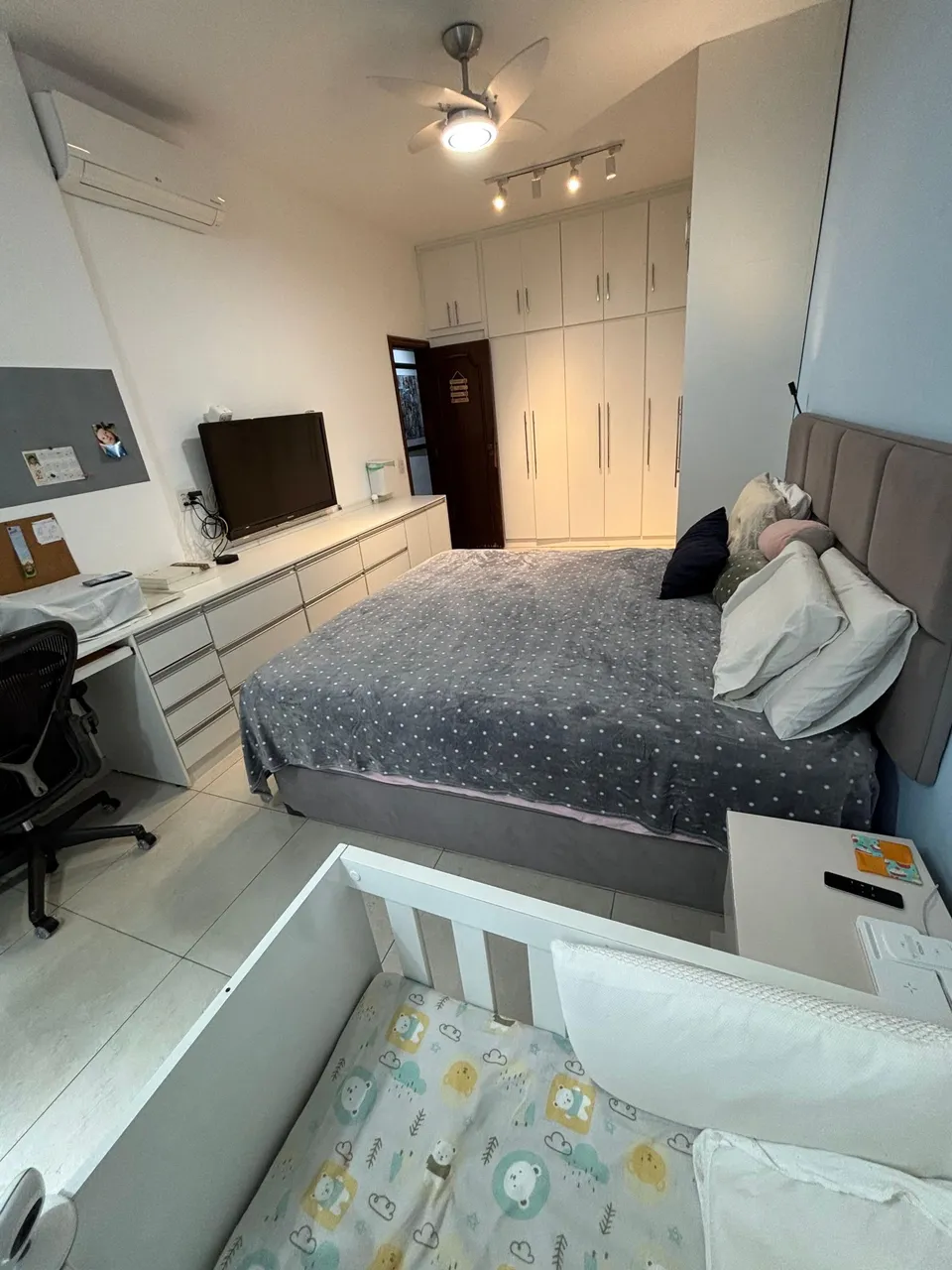Furnished apartment with 3 bedrooms and 3 bathrooms — photo 8