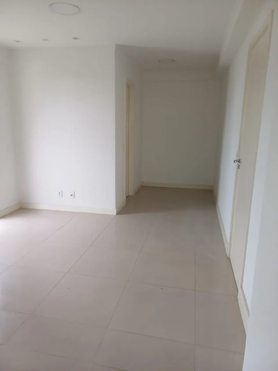 260 m² duplex with 3 bedrooms and 4 bathrooms — photo 4