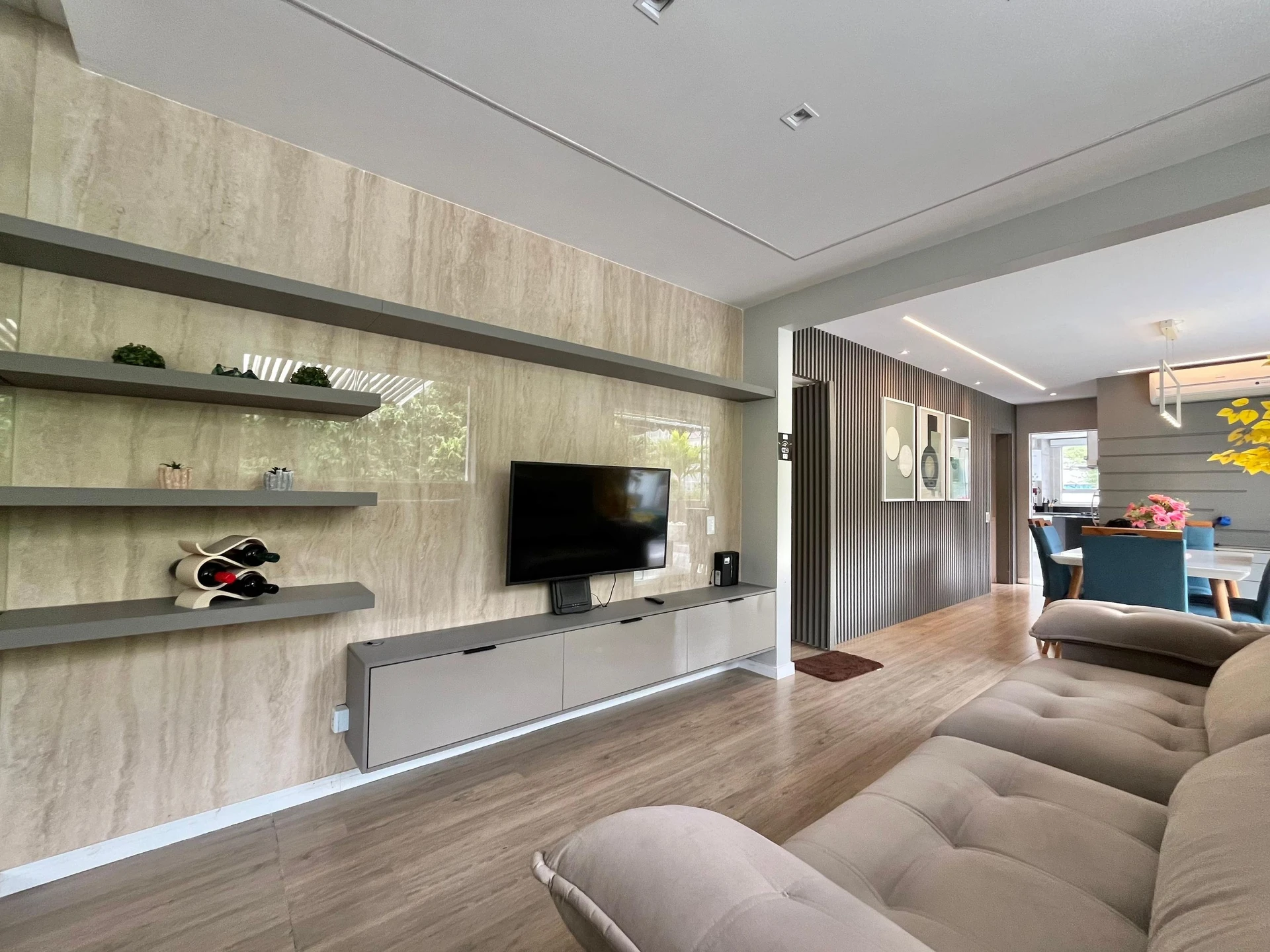 Furnished apartment, 130 m², with a dishwasher — photo 11